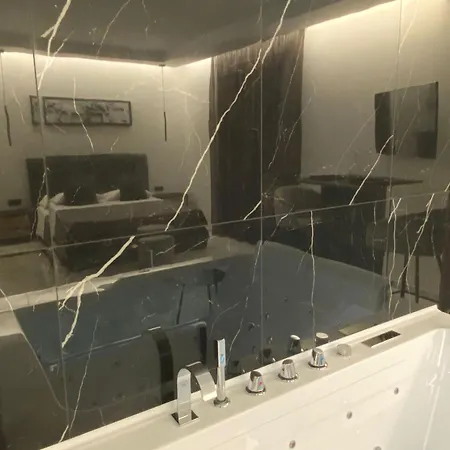 Diadema Luxury Πανσιόν